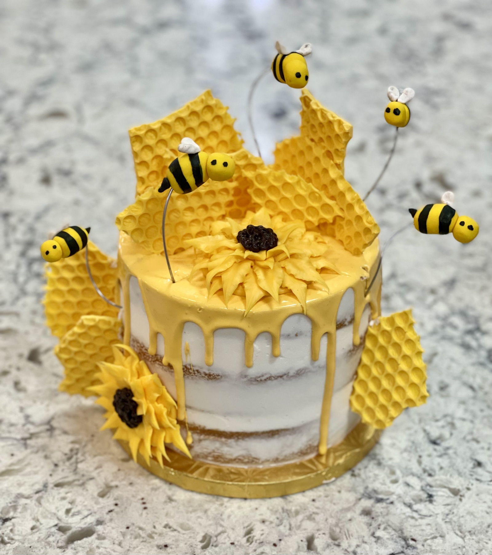 Bee Yellow Gender Reveal Edible Cake Image