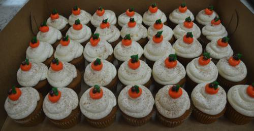 Papa's Cupcakes - Wedding Cake - Perkasie, PA - WeddingWire